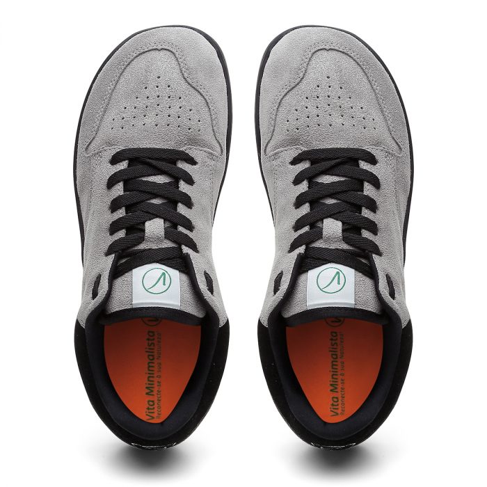 VM 03-05-24 01 C Tênis casual Cão Caramelo - Prata e Preto - Imagem 8